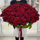 Букет из 151 красной розы