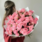 Букет из  19 нежно-розовых кустовых роз
